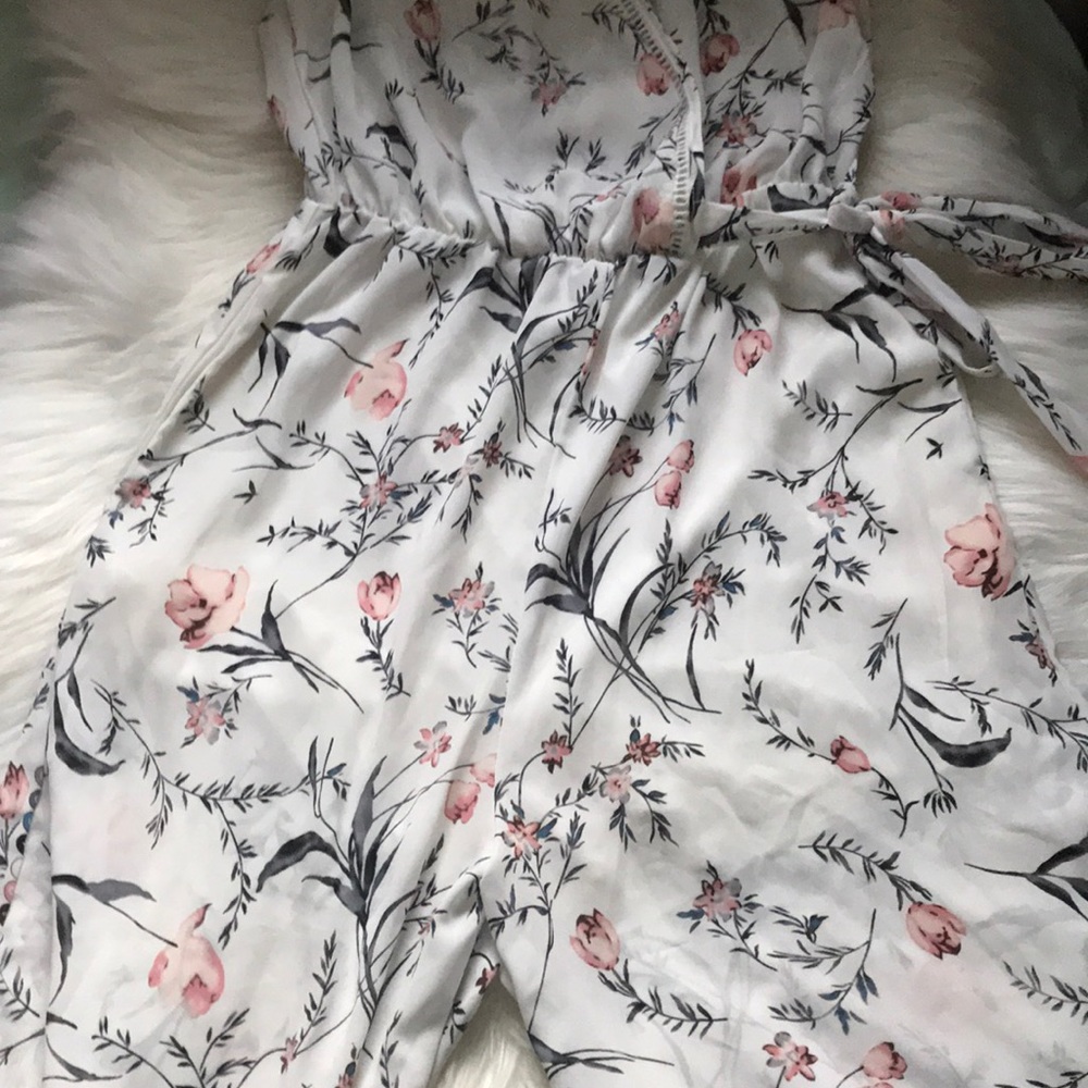 Junior’s jumpsuit - Picture 2 of 3